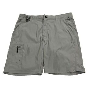 Realtree Fishing Men's Med Gray Solid Cargo Shorts Flat Front Cargo Pockets Zip